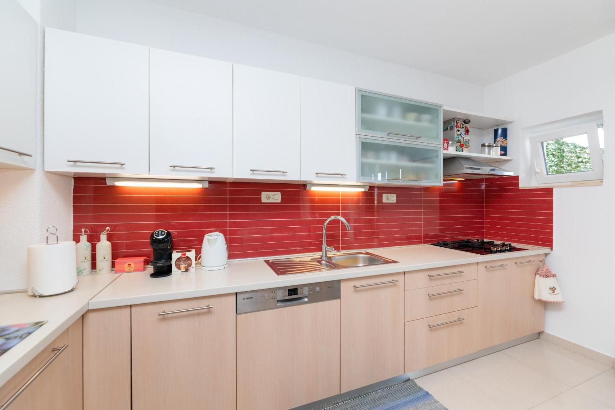 Apartments Martic 苏佩塔尔 外观 照片